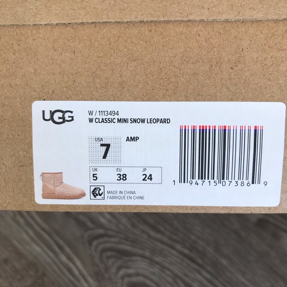 Ugg classic mini snow leopard boot - Picture 7 of 7